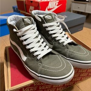 Men’s vans skater shoes